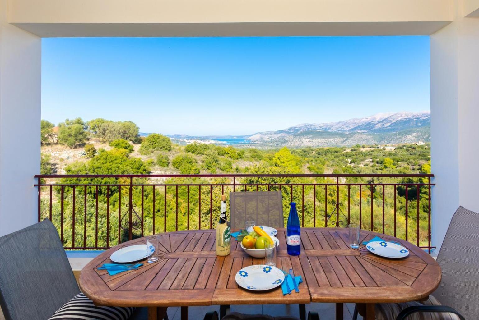 Villa Europe Thia Fokata 外观 照片